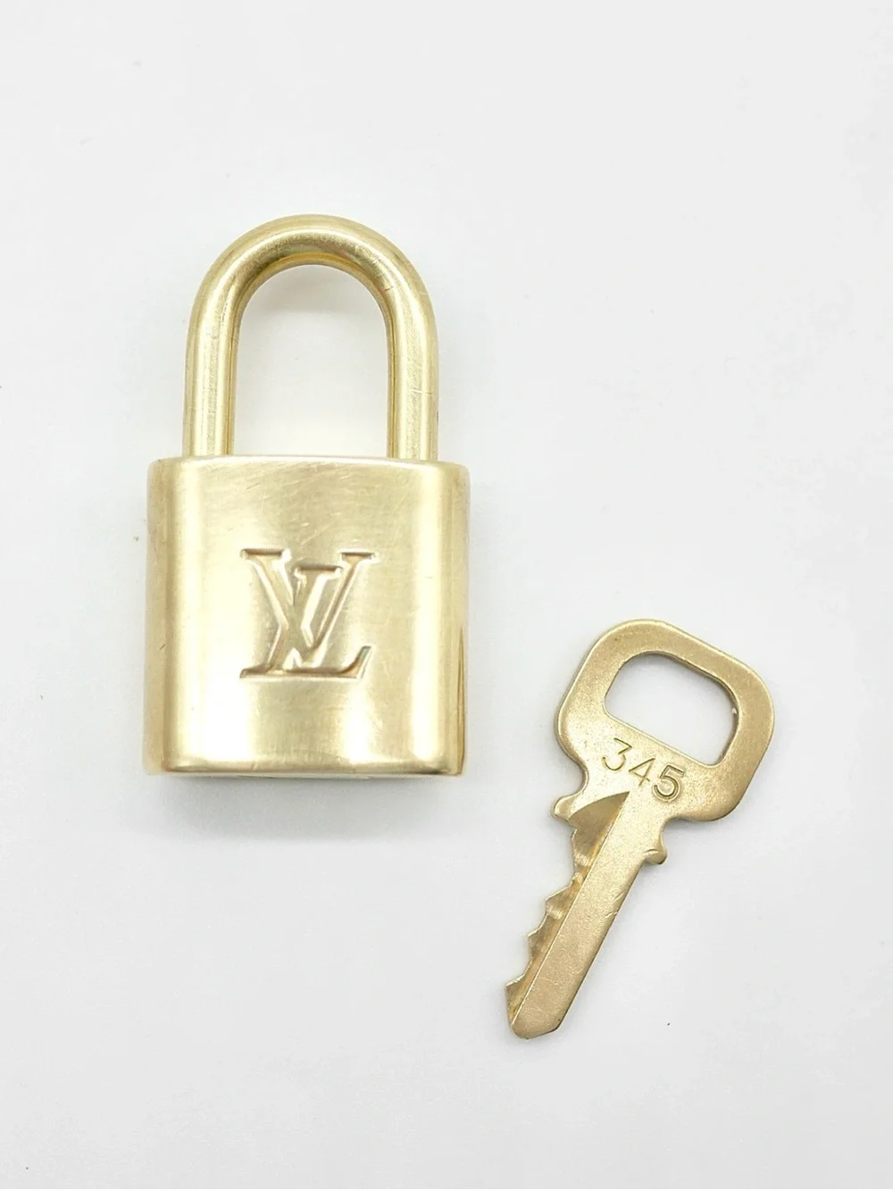 🍓LV Lock and Key #345